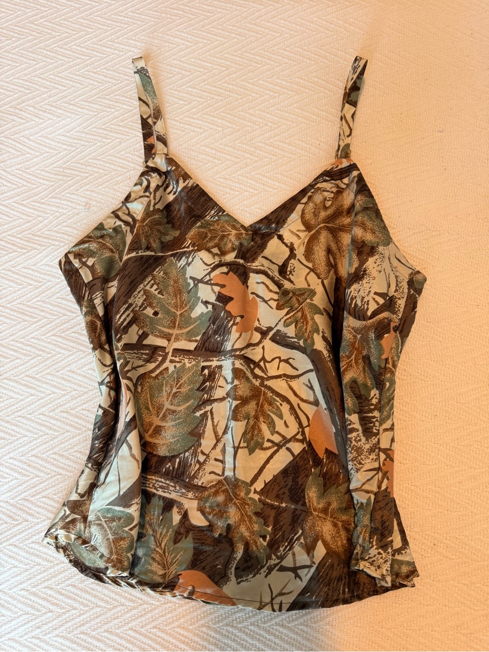 Cabelas 100% silk tank top